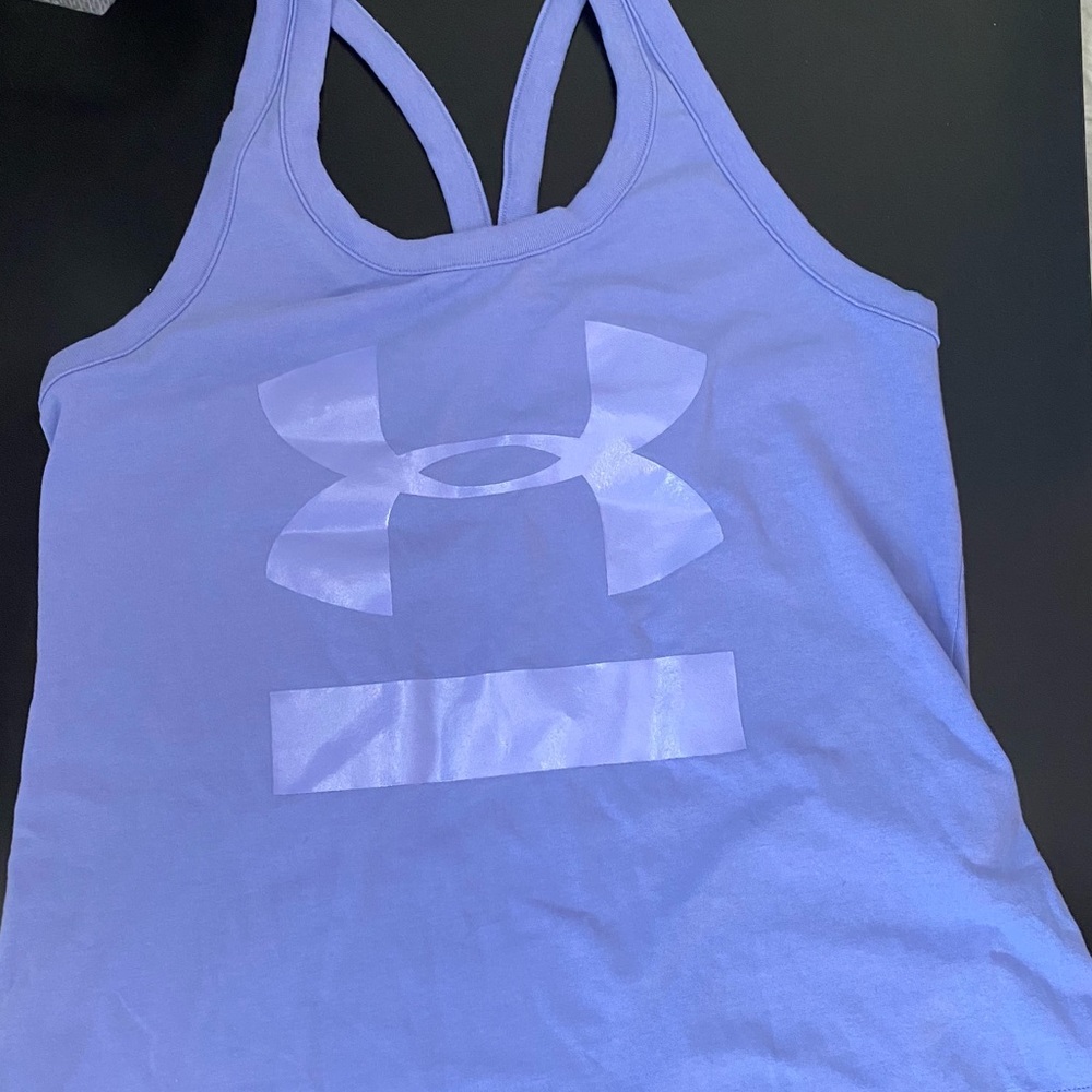 Under armour top small